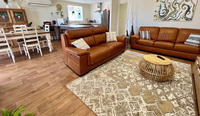 ♡ Copper Shores, a bright pet friendly coastal escape in Wallaroo