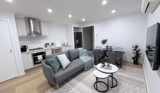 Cozy and stylish 2BR Granny Flat 500m Walk to shop