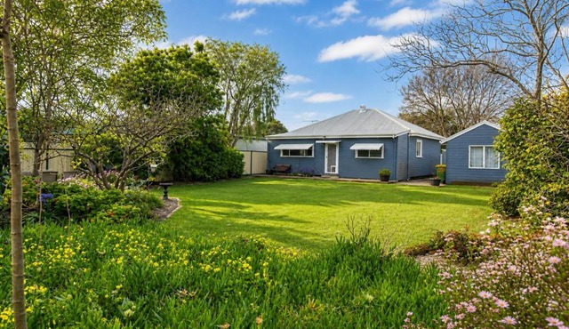Cozy Busselton Retreat - Family Winter Stay