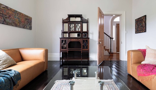 Cozy Heritage on Balfour | 5BR w/Parking