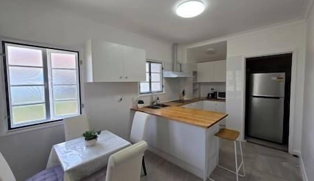 Cozy Home 3Bedroom AC walk to Westfield pool RSL in Chermside