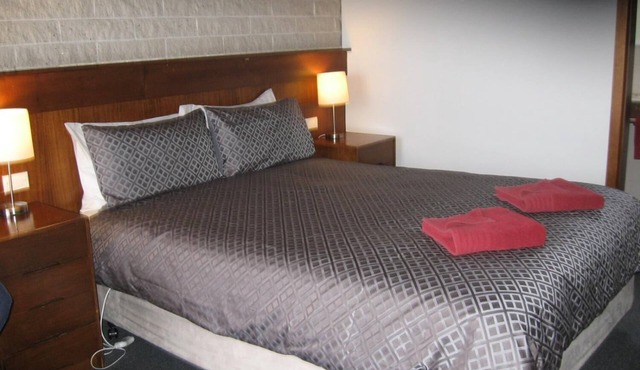 Darlot Motor Inn in Horsham