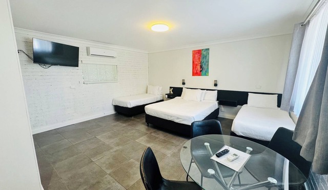 Deer Park Motor Inn in Armidale