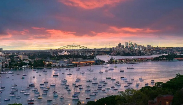Designer Apartment on Sydney Harbour by Cobbold & Co