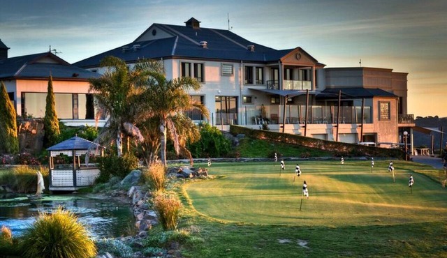Discovery Resorts - McCracken Country Club in McCracken