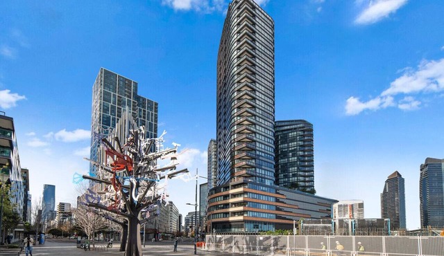 Docklands Melbourne Harbour Views