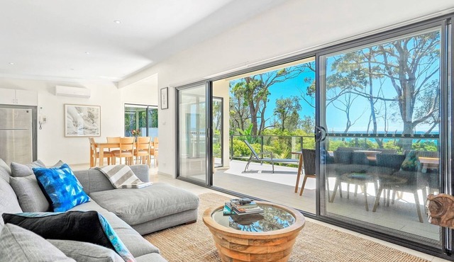 Dune House Vincentia by Book Jervis Bay