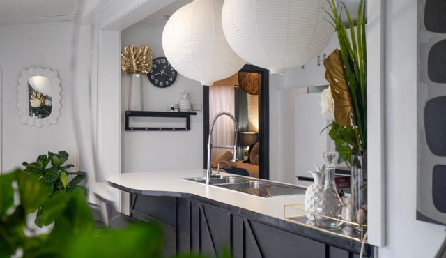 Eleda House - Retro Hidden Gem