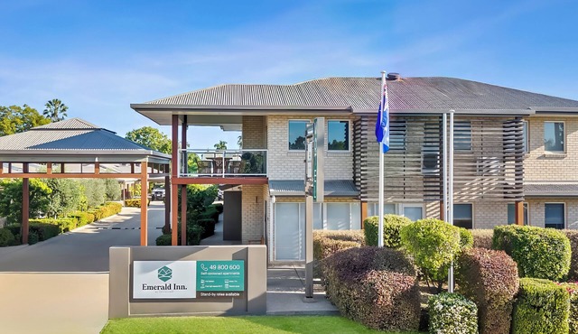 Emerald Inn by Travellers in Emerald