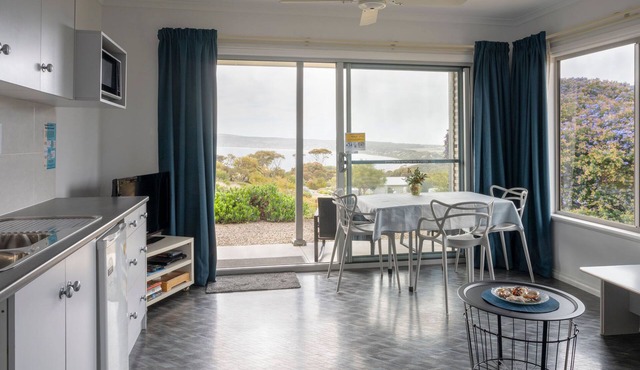 Emu Bay Holiday Homes