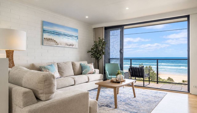 Endless Azure Beachfront Bliss and Ocean Views in Edithvale