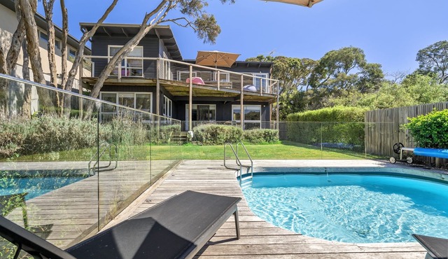 ENDLESS SUMMER | POOL | ENTERTAINER | 11 GUESTS | GEOFFREY BLAIRGOWRIE in Blairgowrie