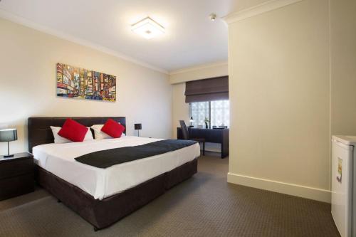 Enfield Hotel