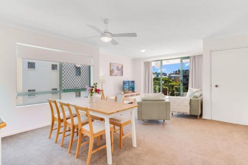 Fair Havens unit 4 Kings Beach QLD