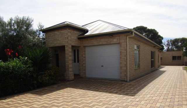 Fishalot - Unique property, 3 kitchens. Winter off peak specials in Edithburgh