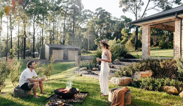 Forever Sunday - Plunge Pool, Woodfire pizza oven, Outdoor firepit in Little Forest