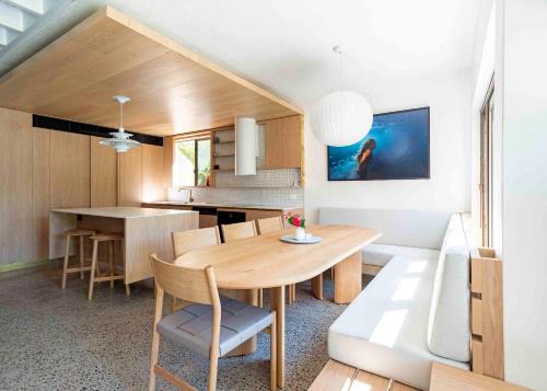 Glen Eden Beach Resort