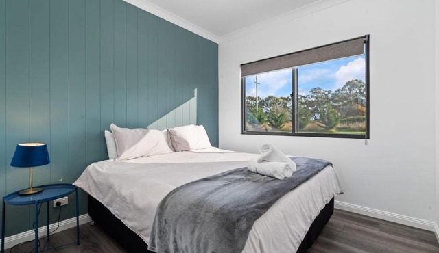Glenowrie Cottage - 1 King 2 Singles - Near Cadia in Spring Terrace