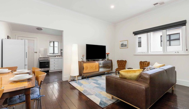 Golden Key by the Sea | Coastal Nostalgia in Henley Beach