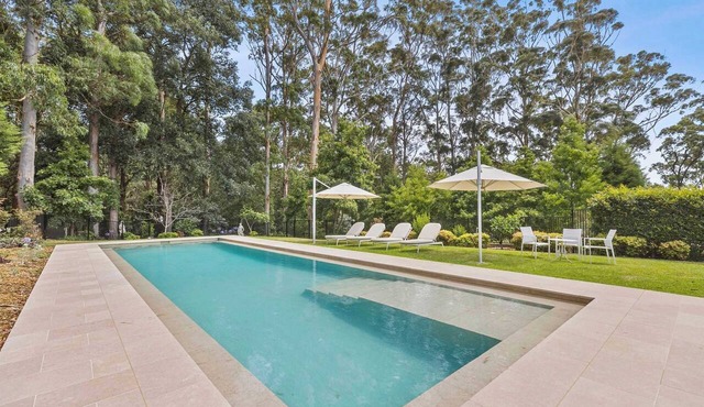 Hamptons Estate: Freshwater Pool, 8 Mins Beach in Terrigal