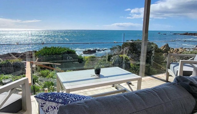 Heathcliff. Stunning ocean views!