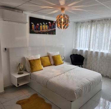 Hello-Guyane, Marina 2, Studio Prestige 5 étoiles in Saint-Laurent du Maroni