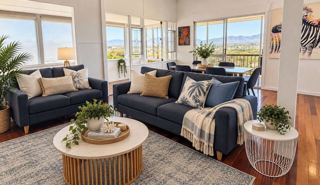 Hillside Vista| West End Retreat w/Panoramic Views in West End