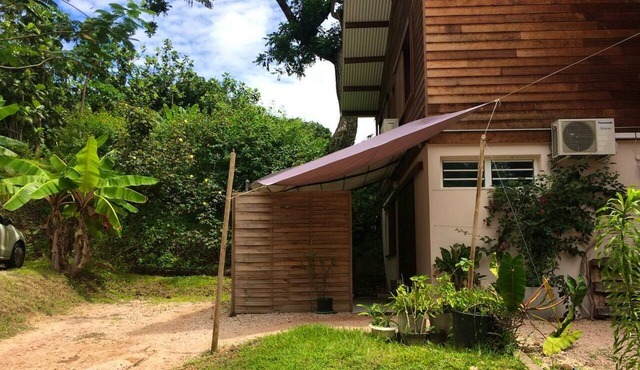 Homerez - 300 m away from the beach! Nice studio for 2 ppl. with shared pool in Cayenne
