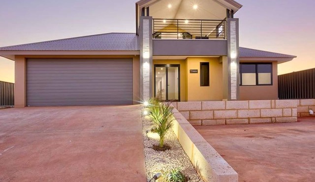 Hooked - You'll be HOOKED on this beauty in no time. in Exmouth