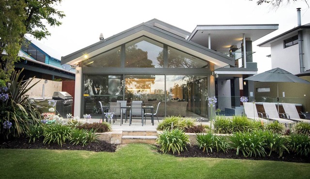House 14 - Luxe Villa Dunsborough in Dunsborough