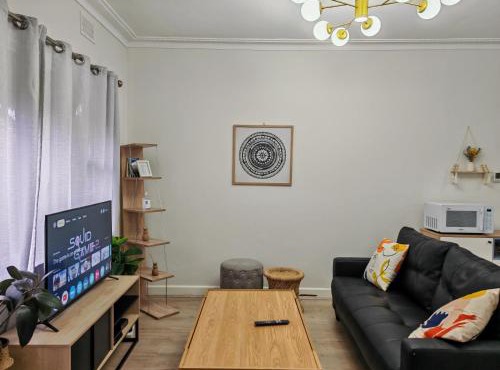 Humble Abode near Ringwood in Heathmont