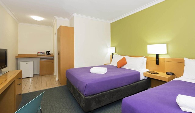 ibis Styles Geraldton in Tarcoola Beach