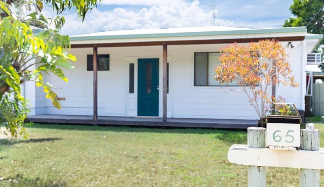 Iluka Sea Star - Bright, Comfortable, Pet-Friendly Holiday Home in Iluka