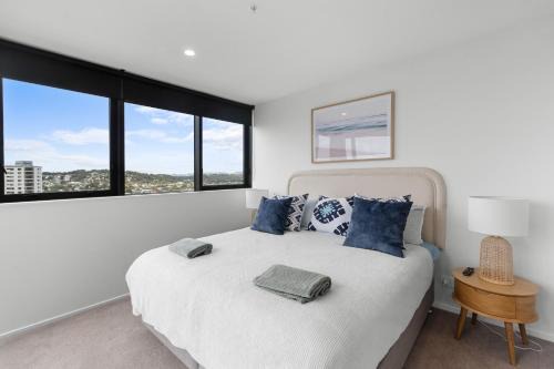 Immaculate Burleigh Apartment at Sandbar Burleigh Heads