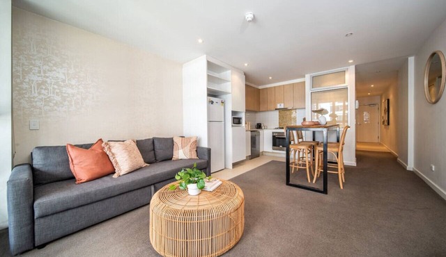 Infinity on Morphett—Stay Central in the CBD