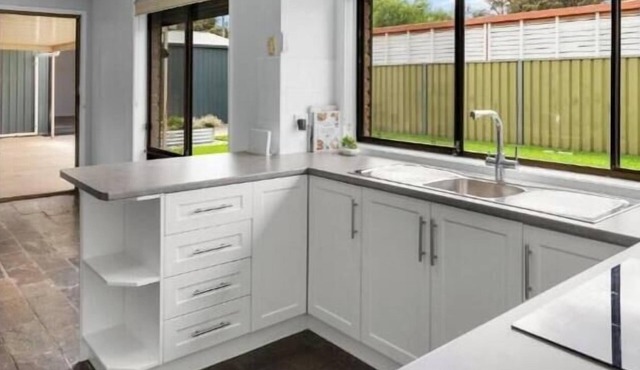 Inviting 5 Bedroom Home – Warm, Cosy & Spacious
