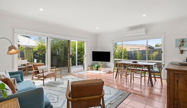 Jan Juc Surfview Beach House Beach, Golf & Cafes in Torquay