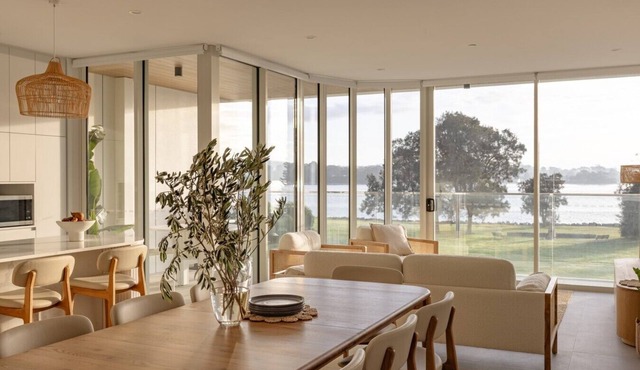 Kailani 202: Uninterrupted Bay & Marina Views