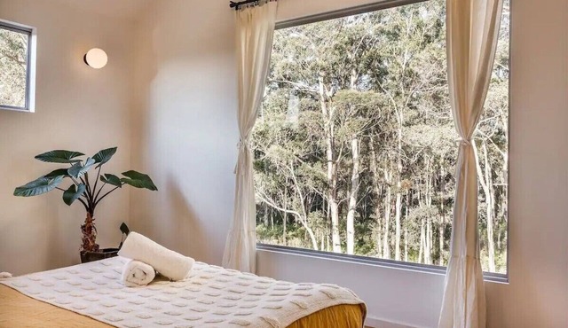Karri Haven Hideaway, Margaret River by Margs River Staysn