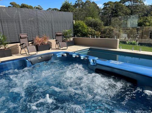 Kookaburra Heights - Heated Pool, Spa & Cinema Room