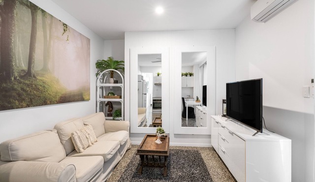 La Ascot Villa in Ascot