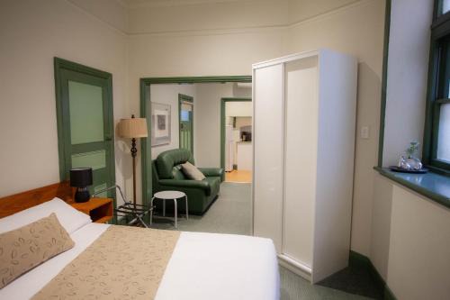 Large Studio Apartment with Spa