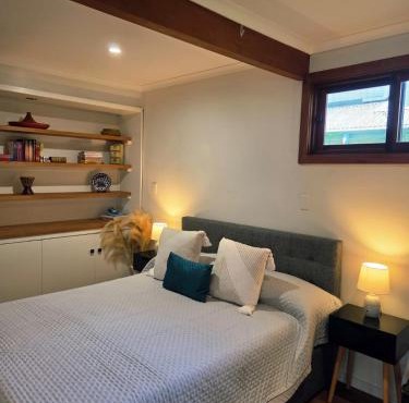 Leafy Suburb Oasis with Comfort and Charm