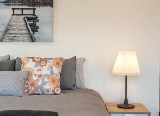 Level Up Henley - Modern Comfort near Beach & Dining