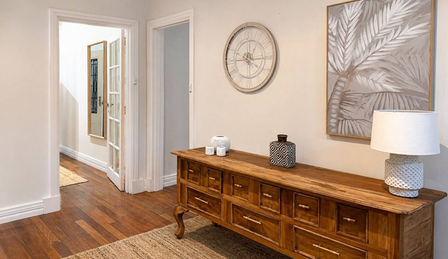 Light-Filled 3BR Yokine Home Near Parks, City & Coast