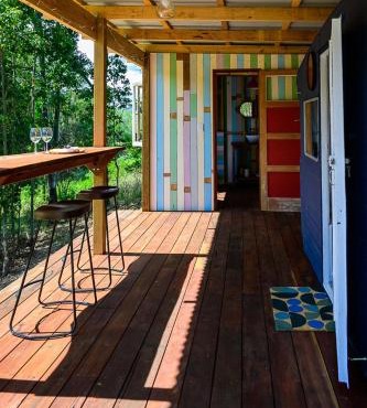 Little Soho- Romantic Vintage Stay l Noosa Hinterland