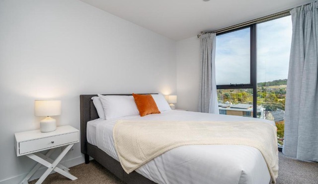 Luxurious 2BR Escape with Exceptional Amenities - Hosted by Canstay in Phillip