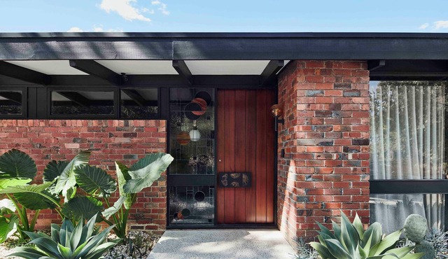 Luxurious Mid-Century Modern Home, Yarra Valley