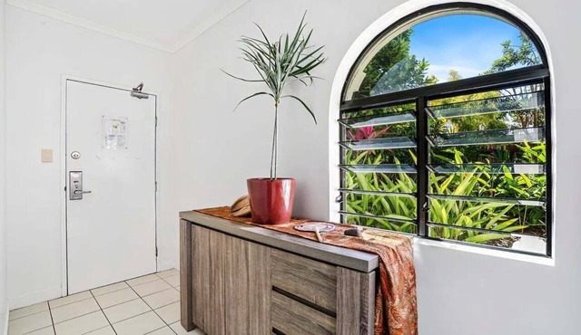 Mango Resort 2 Bedroom Pool Access 11 in Palm Cove