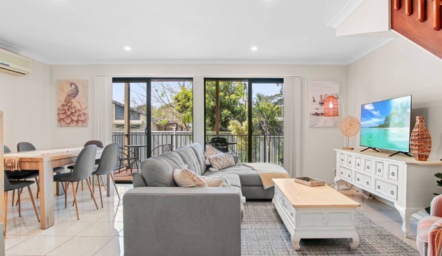 Mary St 3, Unit 2, Caloundra